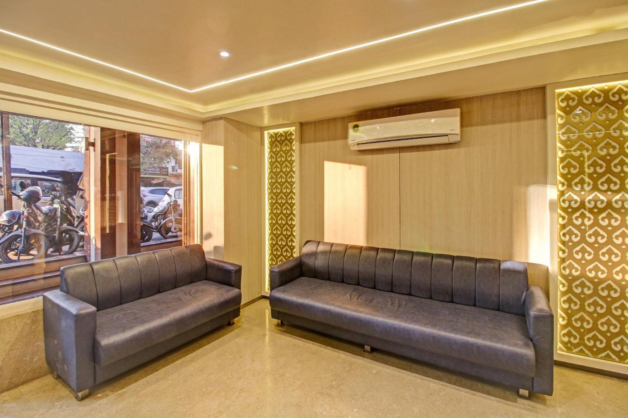 Collection O Surya Hotell Bhopal Exteriör bild