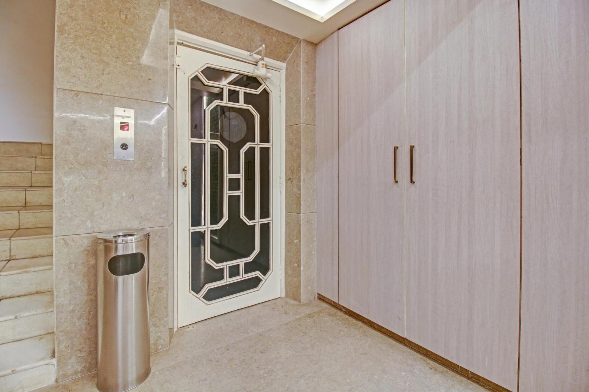 Collection O Surya Hotell Bhopal Exteriör bild